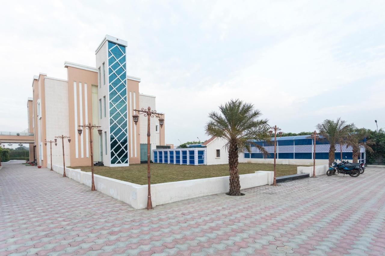 Capital O 69415 Green View Resort Aligarh Exterior photo